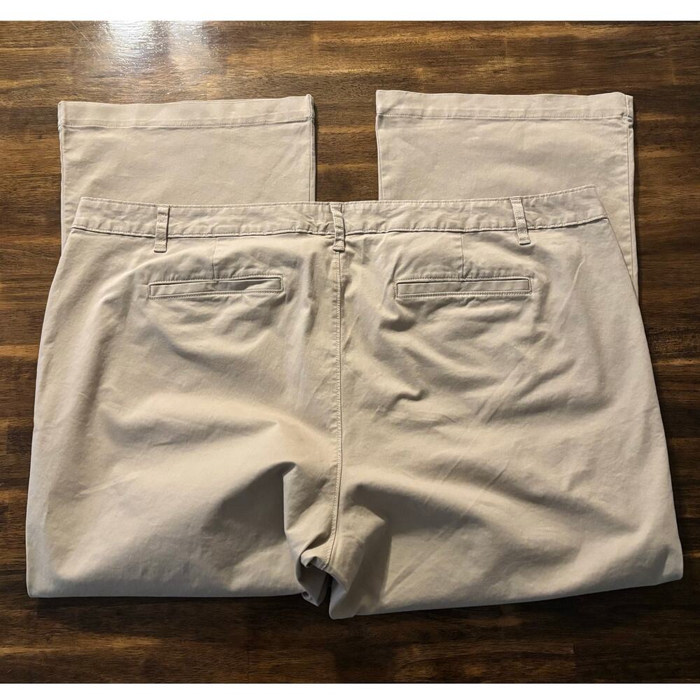 Old Navy Women’s Plus Size 24 Short 48 x 30 Pants Cotton Stretch Twill Khakis - Picture 4 of 12